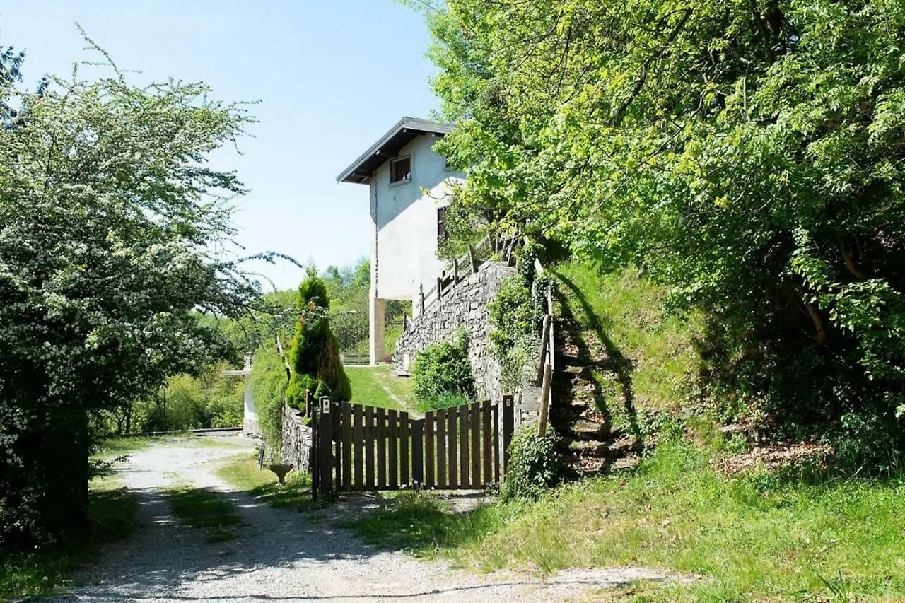 Verderame: Natura E Relax Apartment Almenno San Bartolomeo