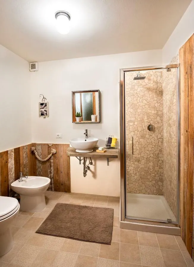 Verderame: Natura E Relax Apartment Almenno San Bartolomeo Italy